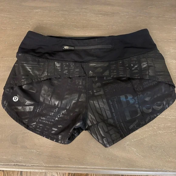 Lulu Lemon Speed Up Shorts - Picture 2 of 3